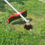 Testina Universale Filo Tagliaerba Batti e Vai Ricambio M10x1.5 per Albero Dritto