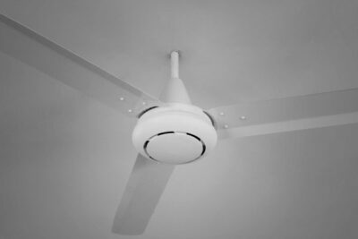 Ventilatore da Soffitto con Luce LED 200W | Lampadario con Pale e Luce Switch 3 Toni